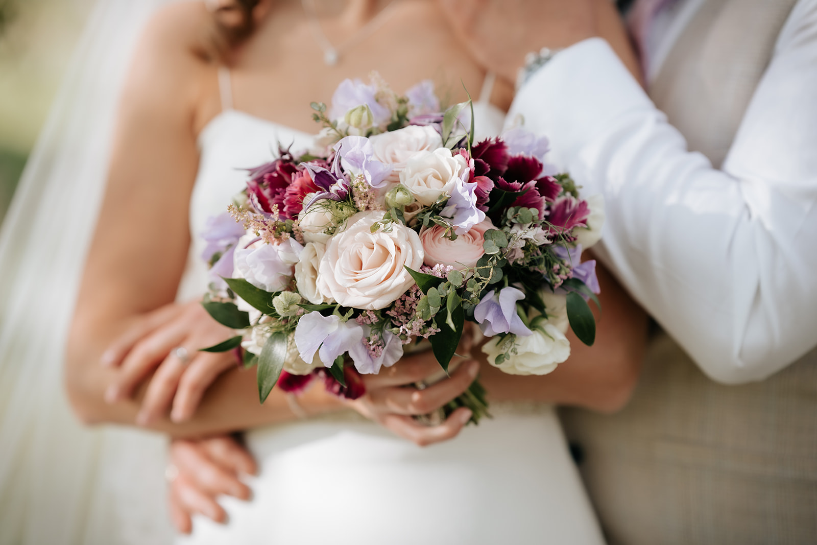 How to choose a Wickford Wedding Photographer